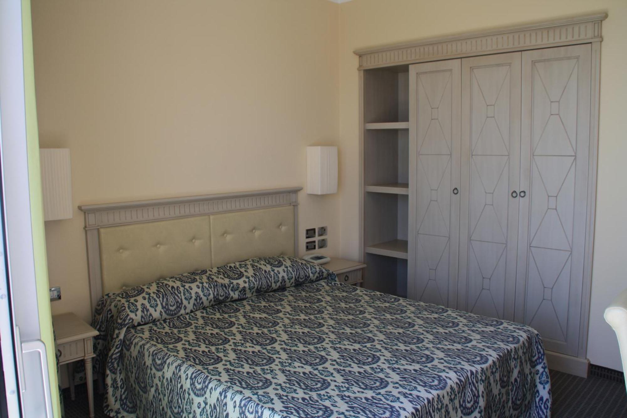Hotel Villaggio Club Altalia Brancaleone Eksteriør bilde