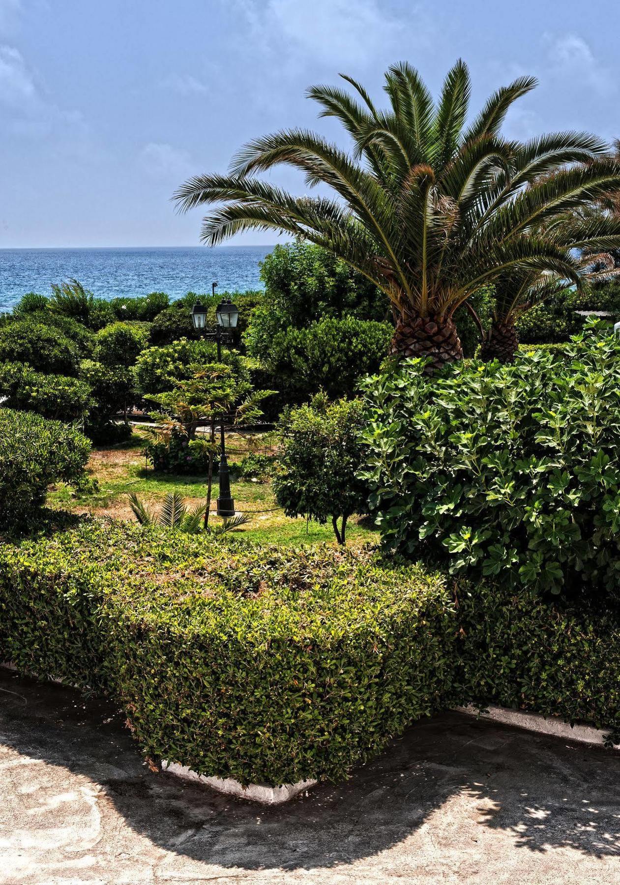 Hotel Villaggio Club Altalia Brancaleone Eksteriør bilde