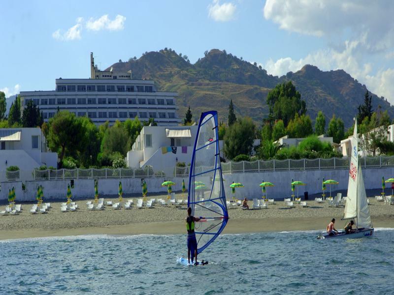Hotel Villaggio Club Altalia Brancaleone Eksteriør bilde
