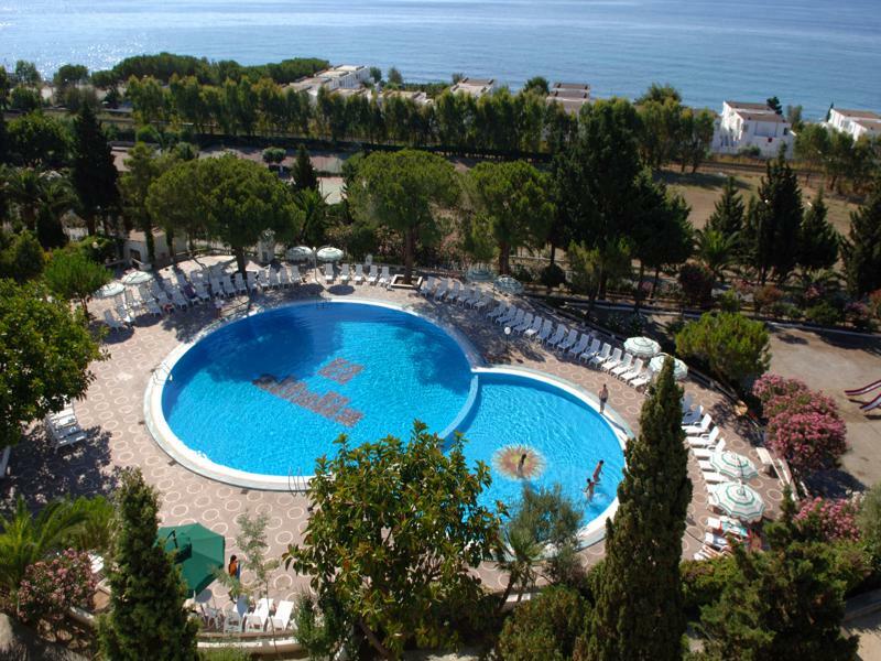 Hotel Villaggio Club Altalia Brancaleone Eksteriør bilde