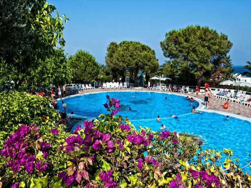 Hotel Villaggio Club Altalia Brancaleone Eksteriør bilde